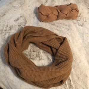 WINTER BUNDLE❄️ J.Crew infinity scarf & ear warmer